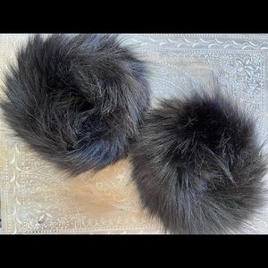 Faux fur wrist warmers